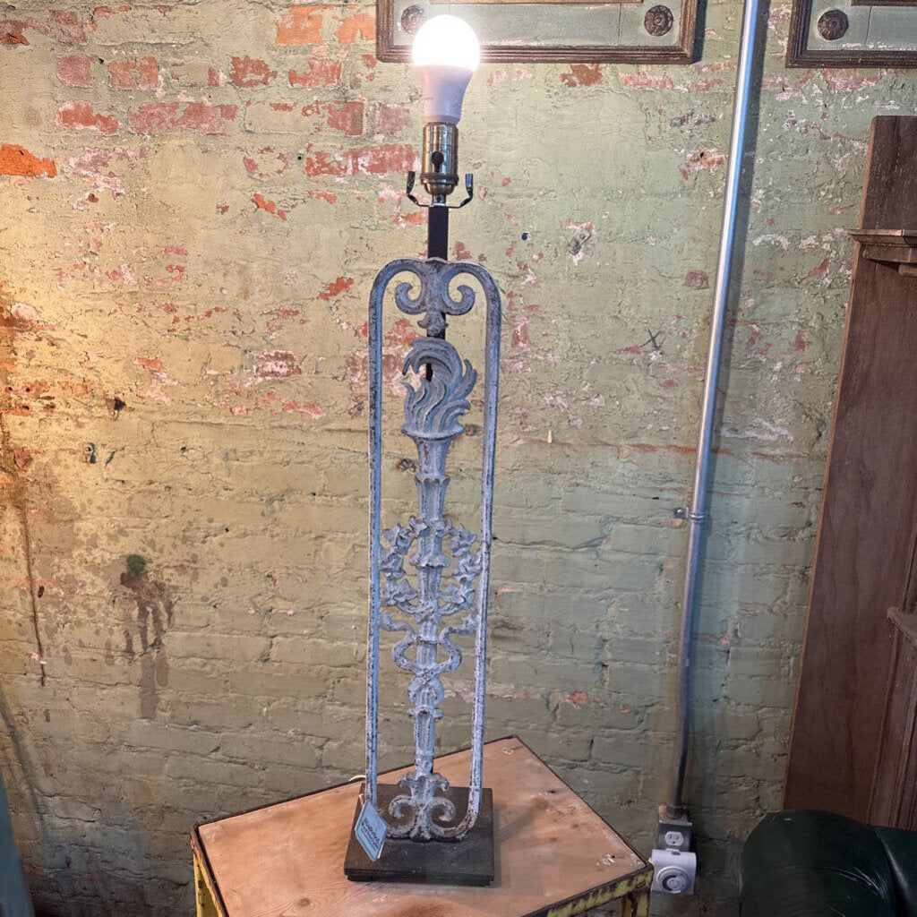 TORCH LAMP