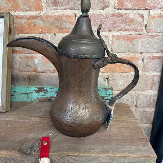 BRASS MIDDLE EASTERN DALLAH/COFFEE POT