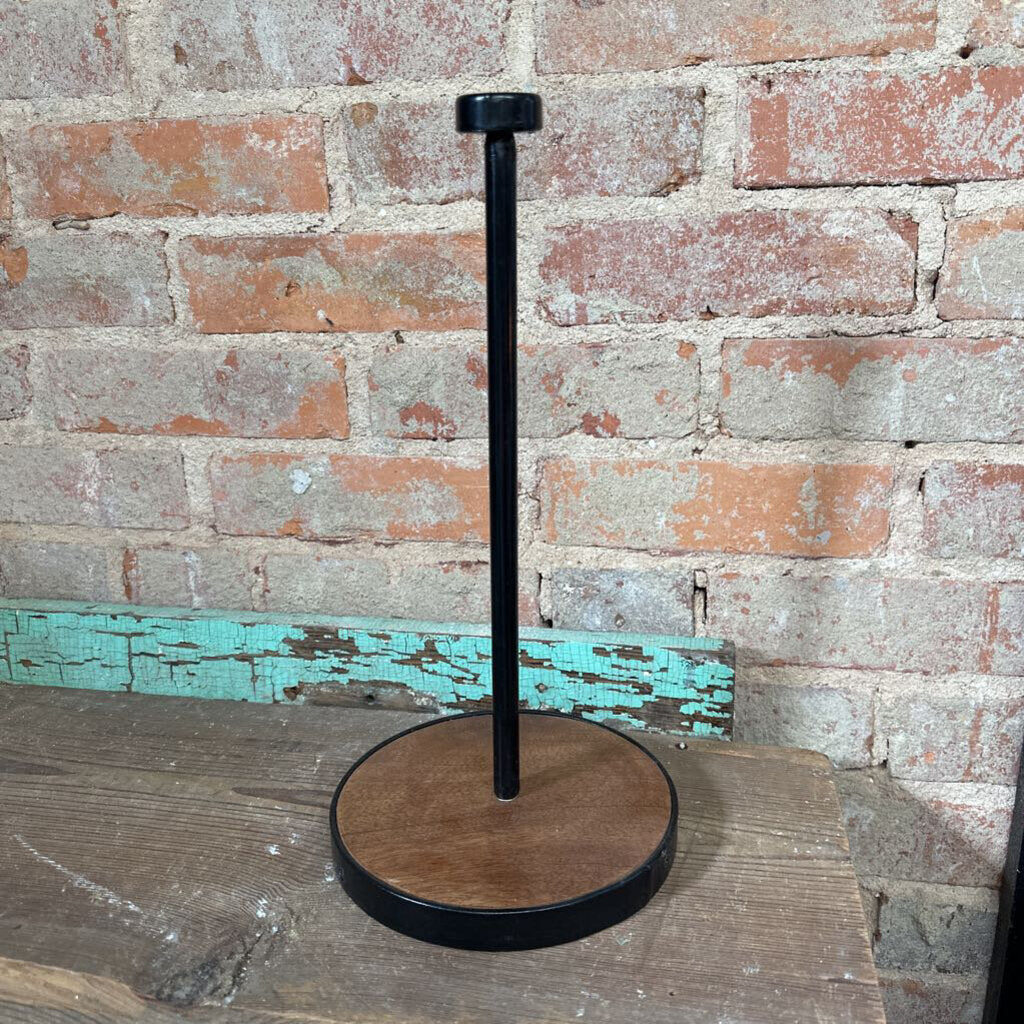 METAL PAPER TOWEL HOLDER WITH WOOD BASE