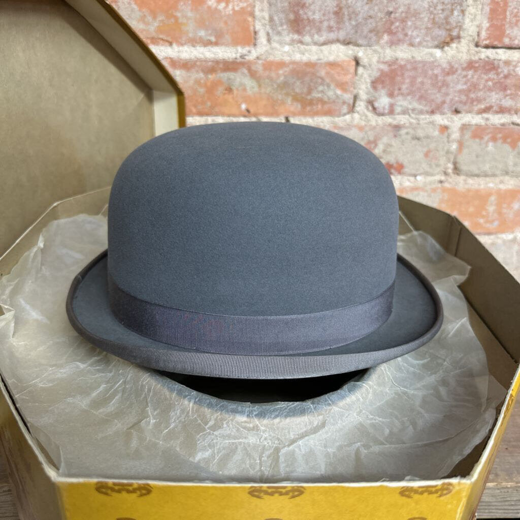 KNOXSUPERFINE CHILD'S RIDING HAT WITH BOX CIRCA 1940