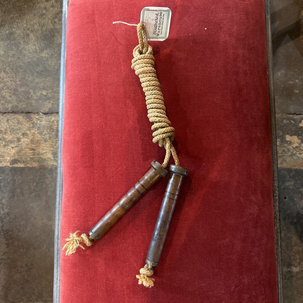 JUMPROPE WITH WOOD HANDLES