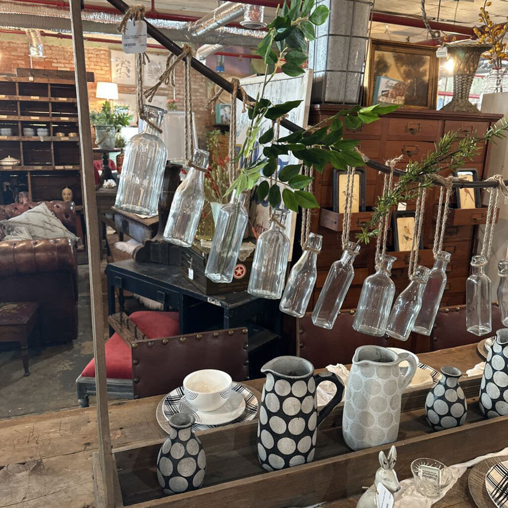 BOTTLE GARLAND VASES AND WOODEN STANCHION