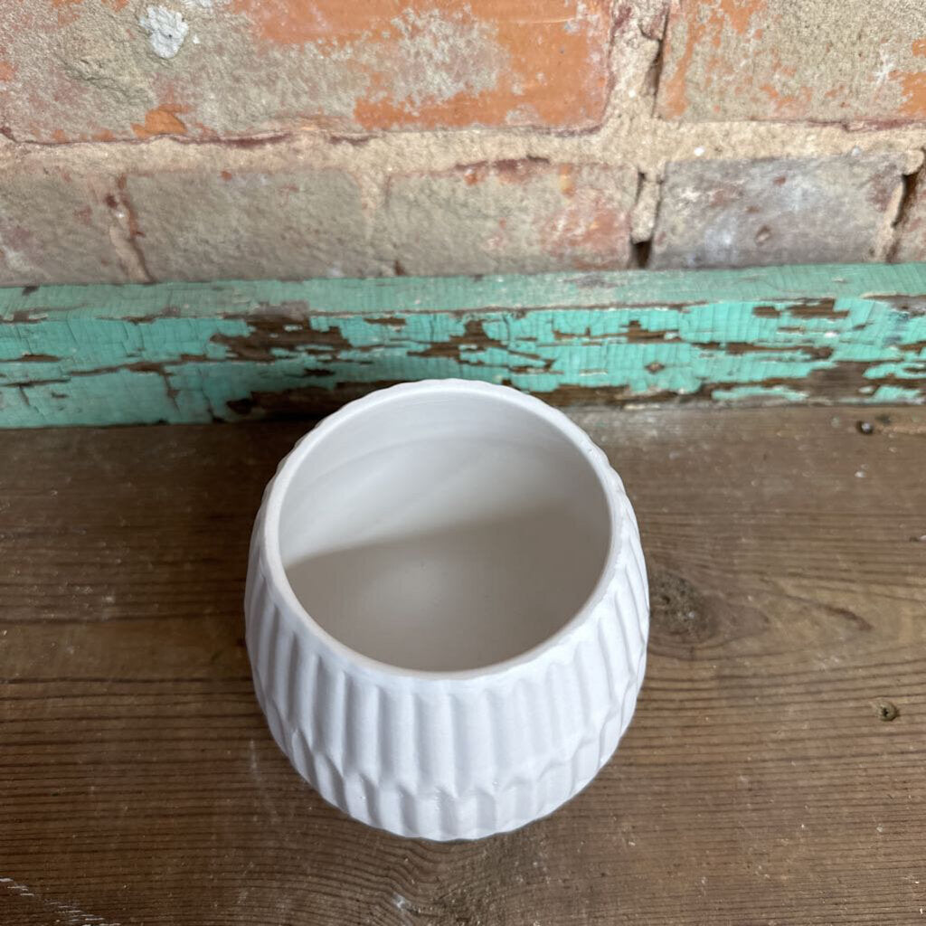 CERAMIC PLANTER