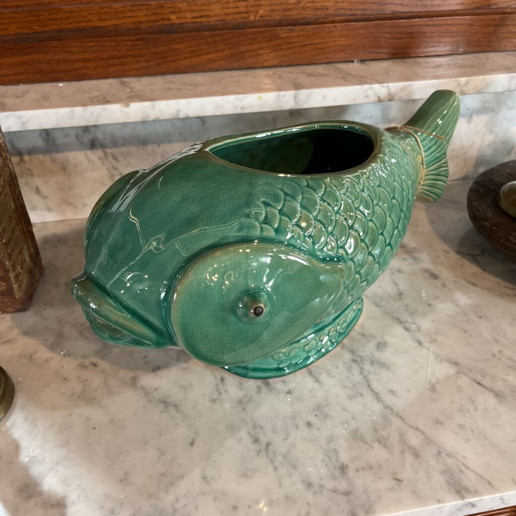 DEBOSSED STONEWARE FISH PLANTER