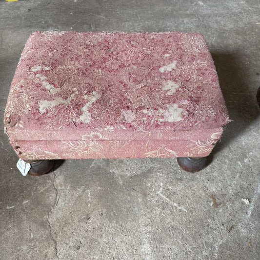 VINTAGE OTTOMAN